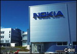Nokia закрепляется на рынке телевещания для мобильников<br>    &nbspФинская компания Nokia, один из лидеров в области производства сотовых телефонов, подробно рассказала о собственной версии метода передачи телесигнала на сотовые аппараты. Таким образом компания пытается вовремя закрепиться на потенциально прибыльном рынке, конкуренция на котором в ближайшие годы обещает усилиться.